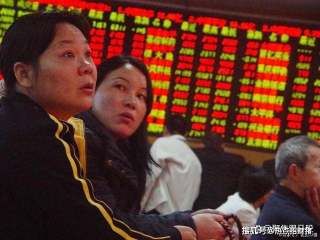 人民币汇率大幅下跌！周末“不平静”，今日凌晨的四大消息发酵！