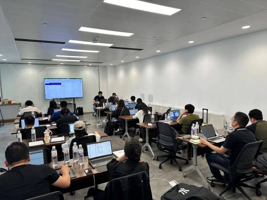 数字化设计集成及移交平台SmartPlant Foundation高级管理员培训圆满结束