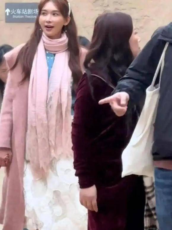 看了9位女星的近照生图，“科技脸”和自然衰老的区别出来了