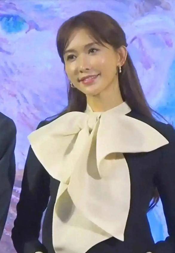 看了9位女星的近照生图，“科技脸”和自然衰老的区别出来了