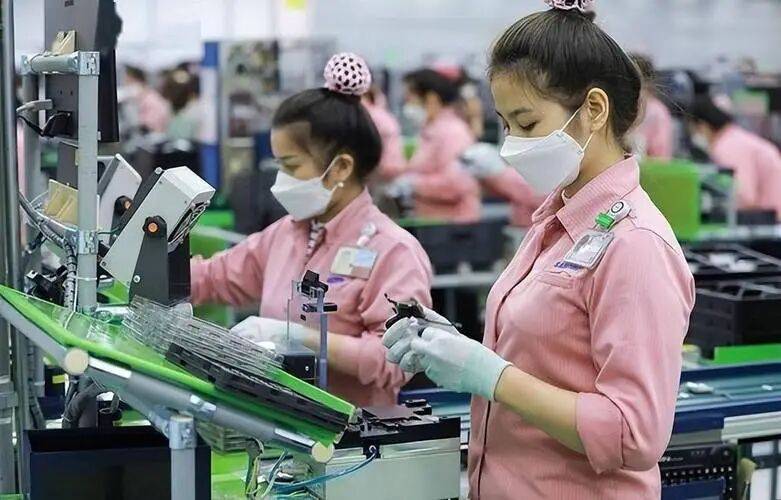 莫迪难得清醒:印度真正的敌人不是美国,不是巴基斯坦,是印度自己