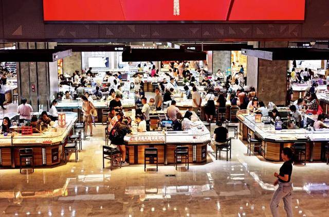 金价大涨,珠宝公司开赌场?