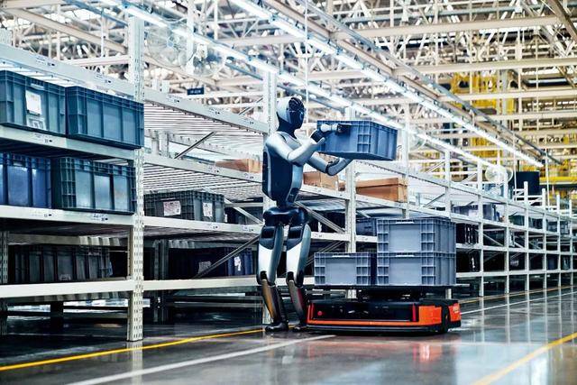 他们24小时打工，不要工资