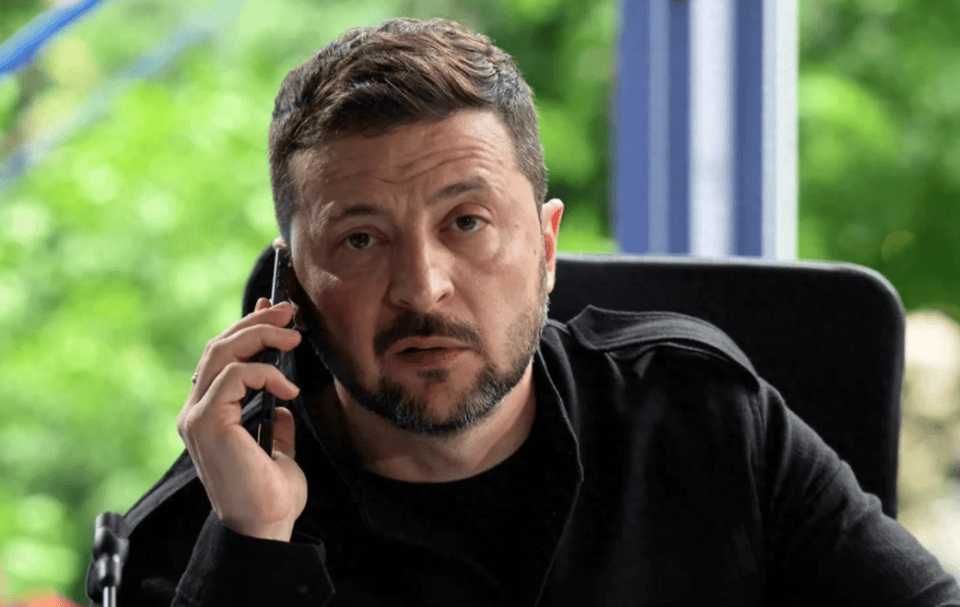 泽连斯基怂恿中国，希望解放军帮忙解决麻烦