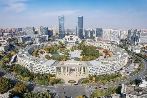 济南市大数据局党组书记、局长张熙：数智赋能 泉城蝶变“十四五”数字济南建设升级跃迁