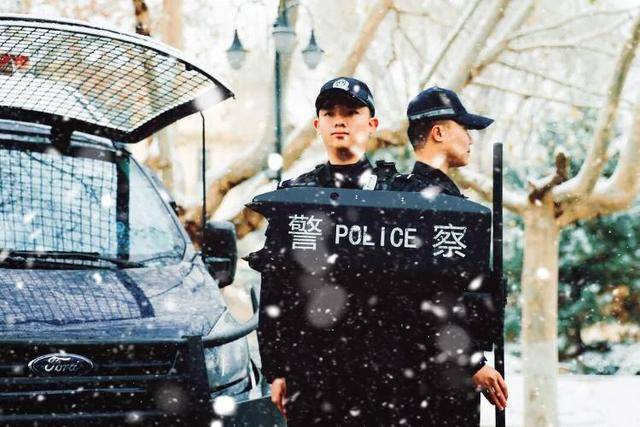 外交部发言人毛宁点赞山东德州交警！