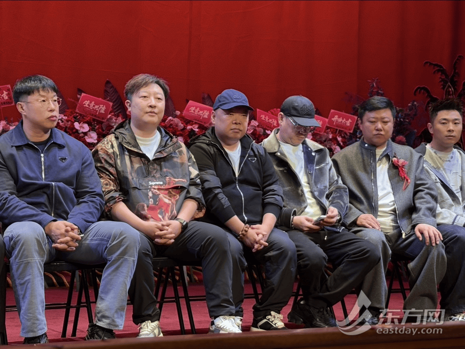上海德云社开业：无“上海限定”，但必有“上海现挂”，演员阵容两周一轮换