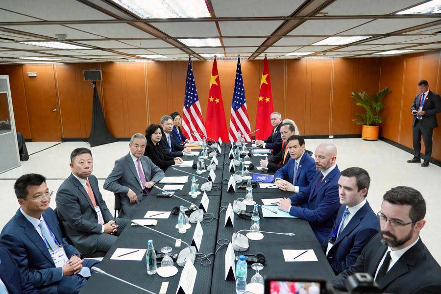 见完王毅后，鲁比奥表态不寻常，中方开门见山，菲律宾内部有坏人