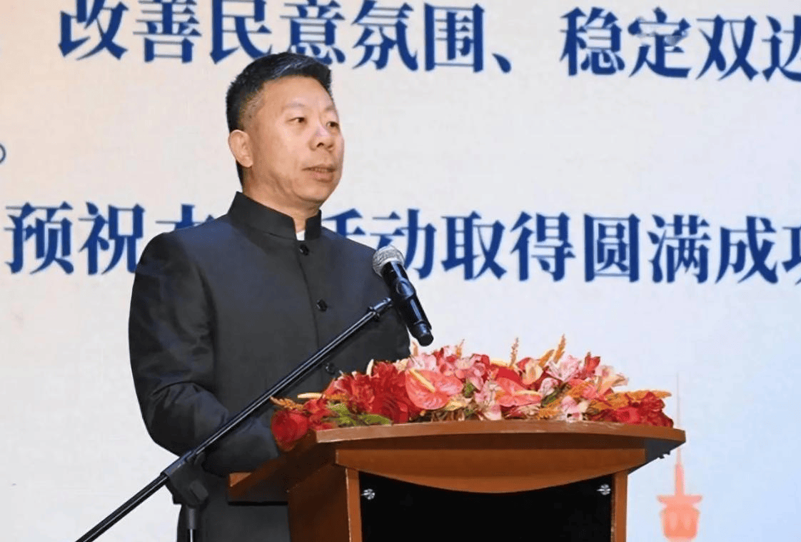 中国大使对菲撂下重话：我会让你付出代价，别想随便欺负中国人