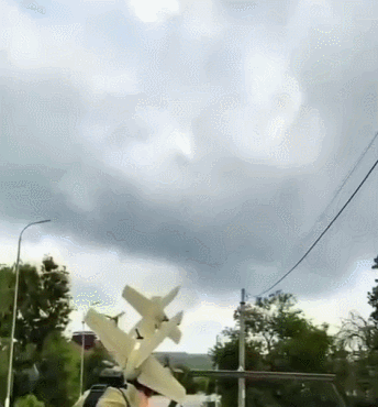 中国单兵拦截型无人机亮相！前天还有人问解放军有俄乌同款吗？我方直接王炸